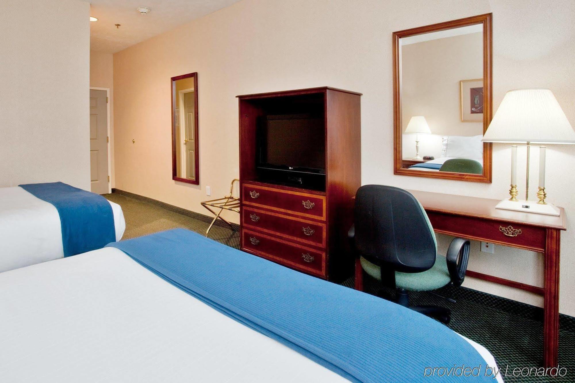 Holiday Inn Express Kilmarnock Room photo